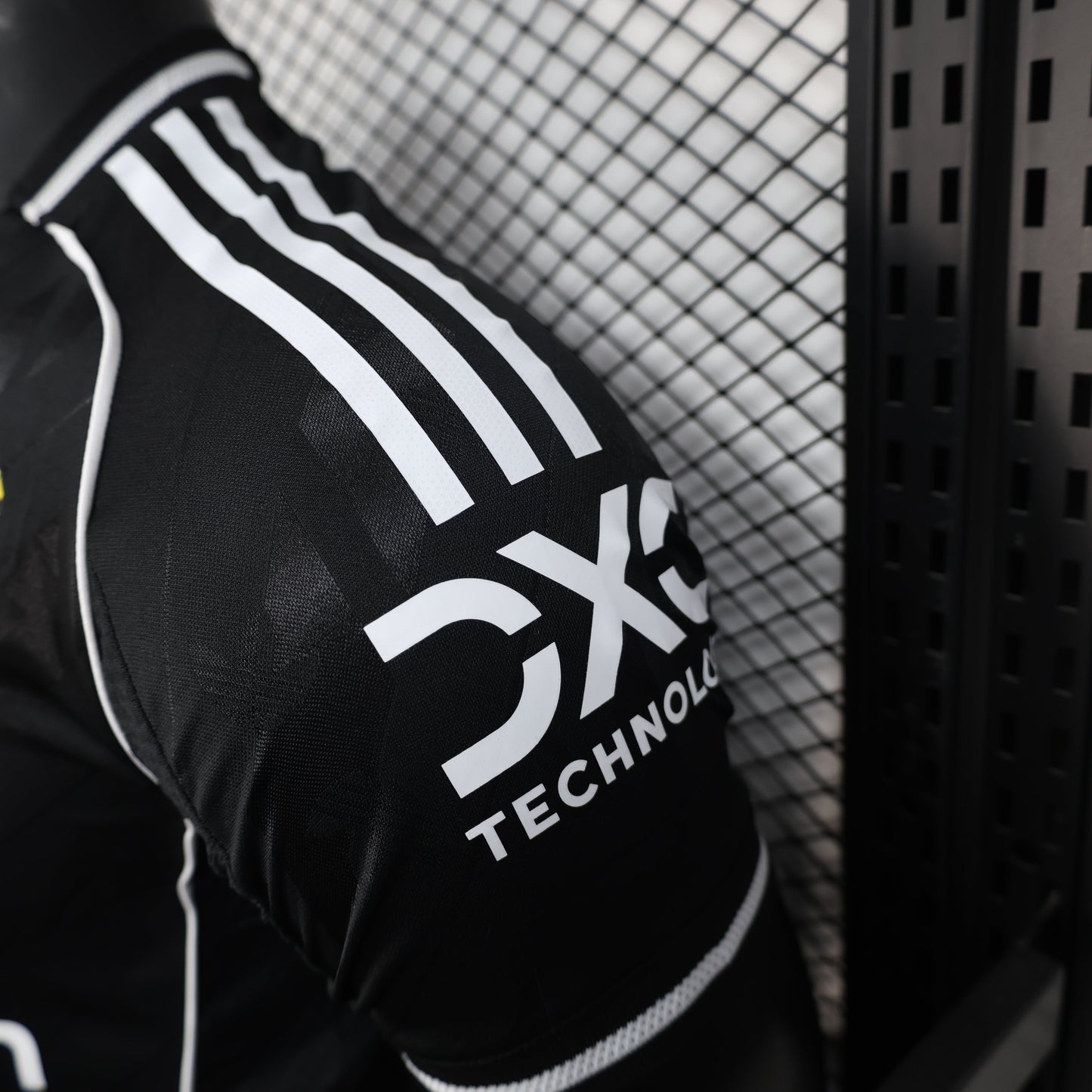 2025-26 Manchester United Special Black Player Size