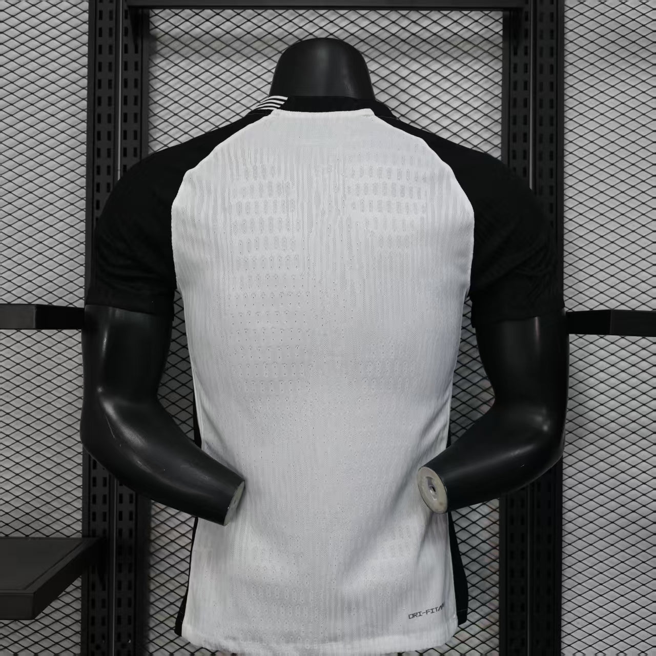 2025-26 Corinthians Home Player Size