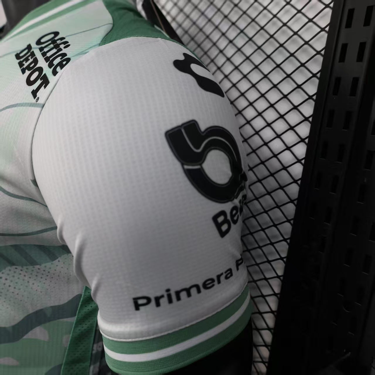2025-26 Leon Away Player